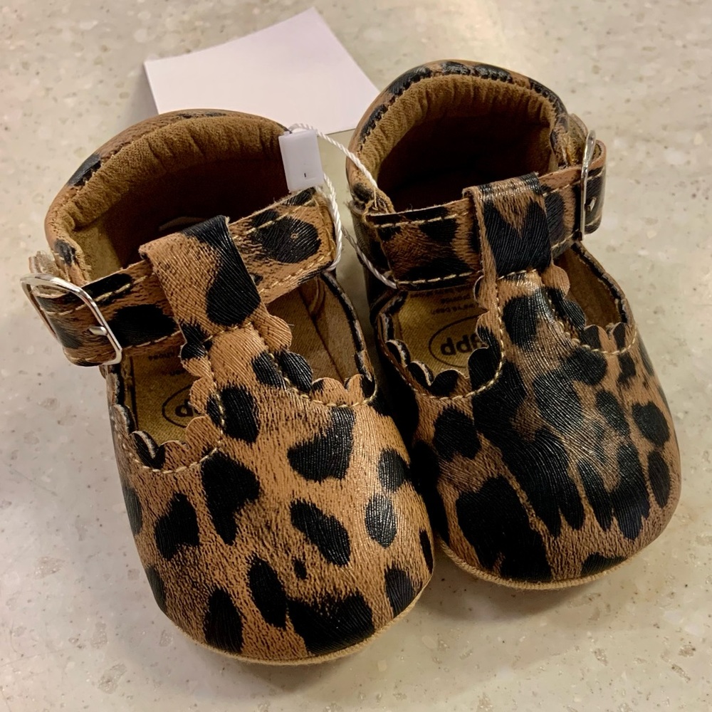 NWT Animal Print Mary Janes - Picture 9 of 9